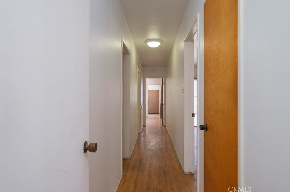 3840 Norton Ave, Los Angeles CA  90008-1943 exterior