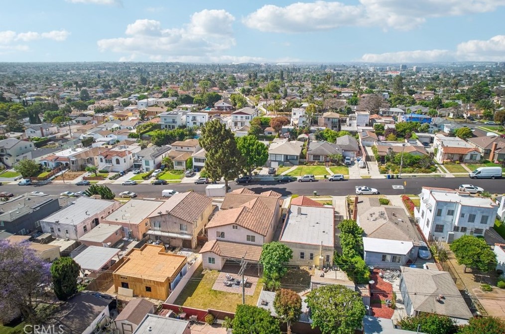 4235 59th Pl, Los Angeles CA  90043-3449 exterior