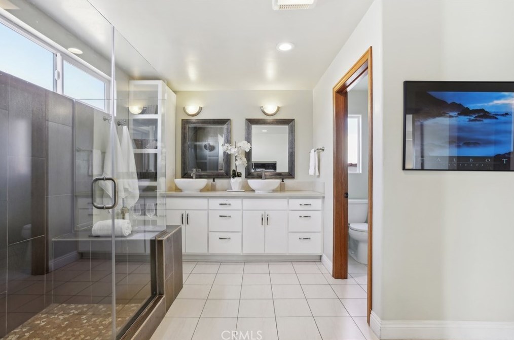4235 59th Pl, Los Angeles CA  90043-3449 exterior