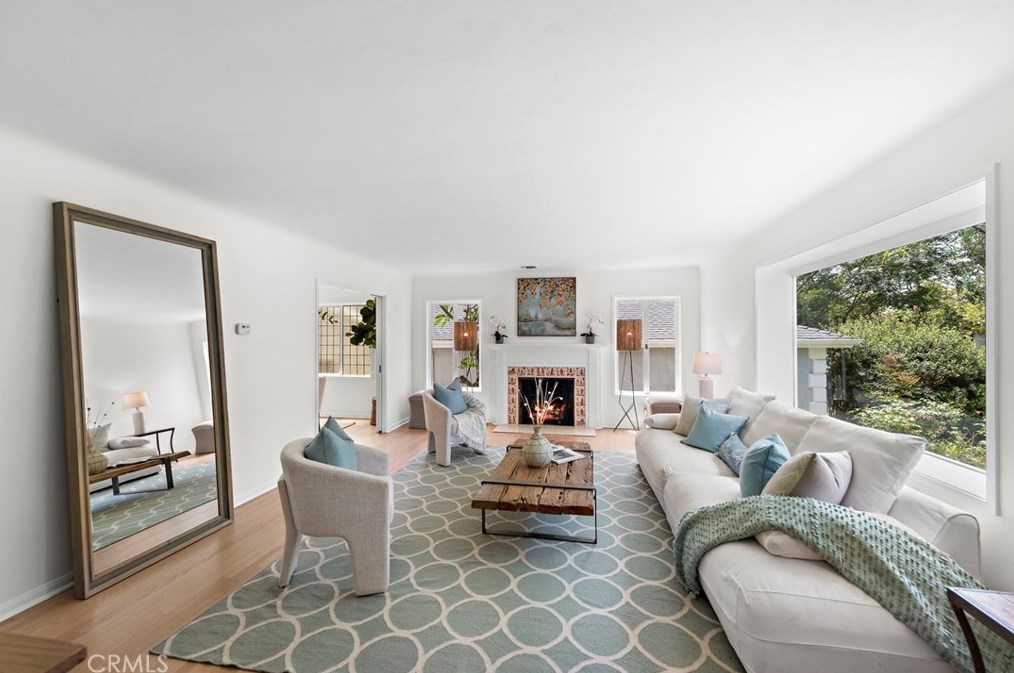 4022 Chestnut Ave, Long Beach CA  90807-3208 exterior