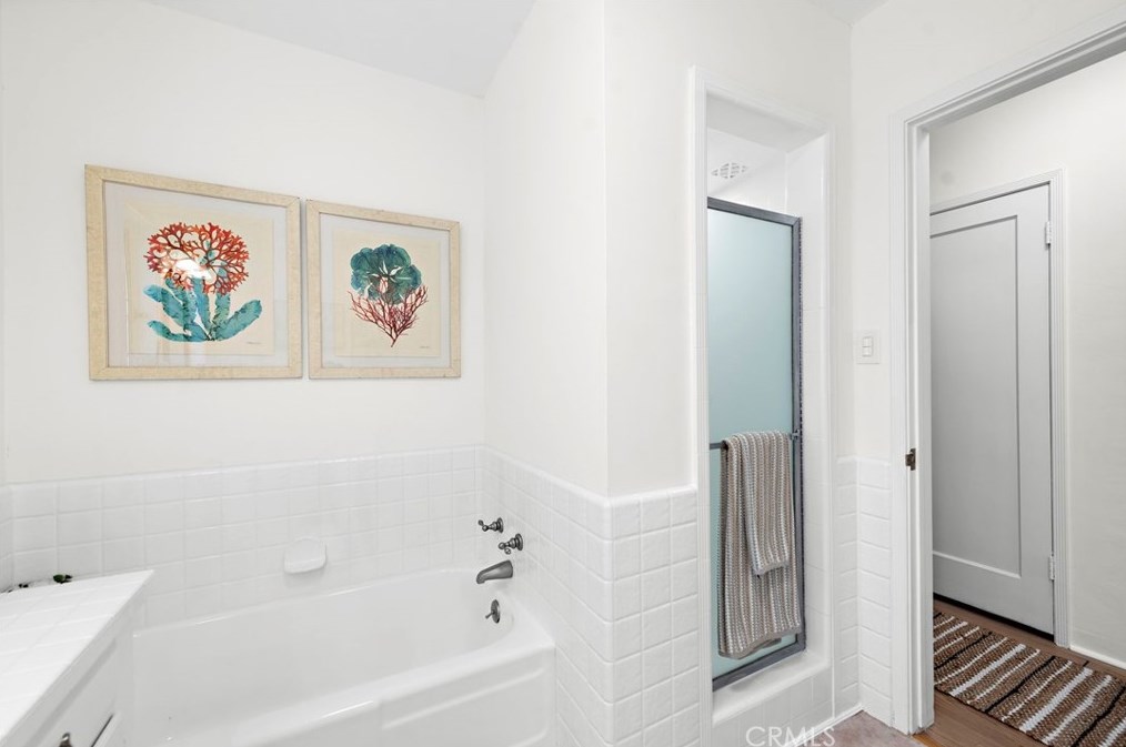 4022 Chestnut Ave, Long Beach CA  90807-3208 exterior