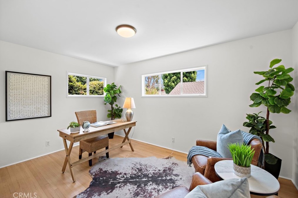 4022 Chestnut Ave, Long Beach CA  90807-3208 exterior