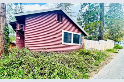 39550 Saunders, Bass Lake, CA 93604 - Photo 3