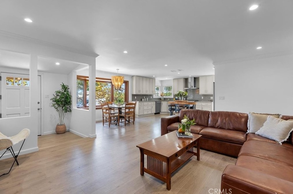 857 Maryland St, El Segundo CA  90245-2546 exterior