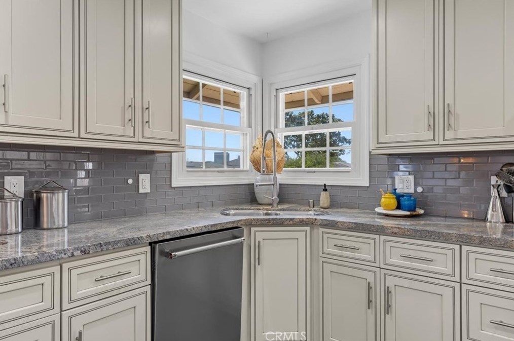 857 Maryland St, El Segundo CA  90245-2546 exterior