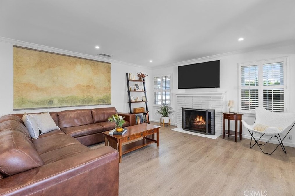 857 Maryland St, El Segundo CA  90245-2546 exterior