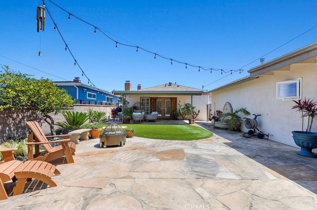 857 Maryland St, El Segundo CA  90245-2546 exterior