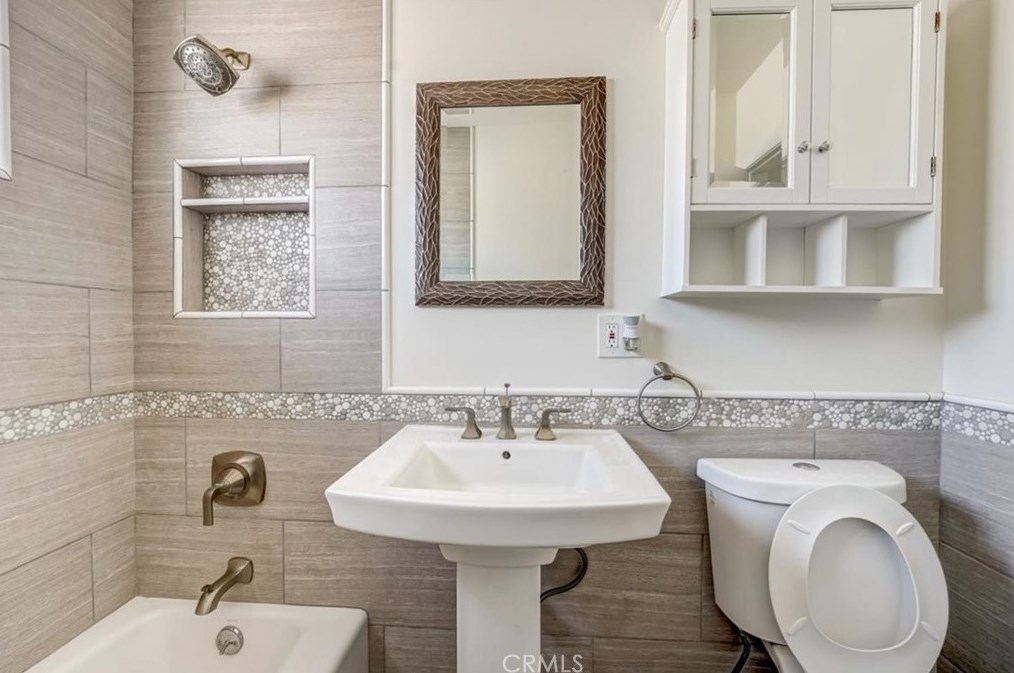 4323 Bannister Ave, El Monte CA 91732-1701 exterior