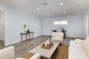 5451 W 117th St, Hawthorne, CA 90304 - Photo 9