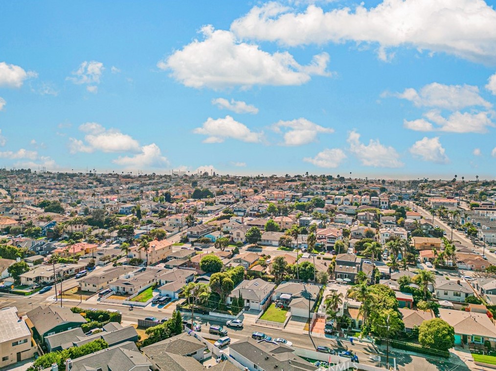 1209 Frd Ave, Redondo Beach CA  90278-4023 exterior