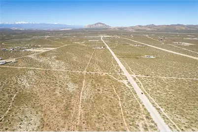 20501 Stoddard Wells Road, Apple Valley, CA 92307 - Photo 15