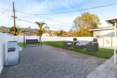 25542 Edgemont Drive, San Bernardino, CA 92404 - Photo 11