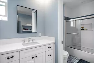 1136 5th St, Manhattan Beach, CA 90266 - Photo 39