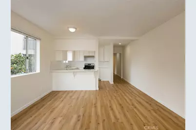 730 W 5th Street, San Pedro, CA 90731 - Photo 9