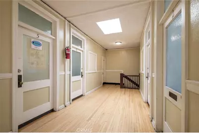 810 N Avalon Boulevard, Wilmington, CA 90744 - Photo 3