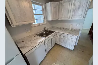 218 N Broadway, Redondo Beach, CA 90277 - Photo 19
