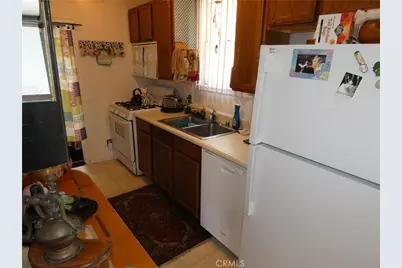 218 N Broadway, Redondo Beach, CA 90277 - Photo 31