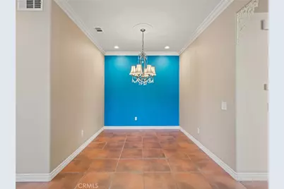 28304 Lorita Lane, Saugus, CA 91350 - Photo 9