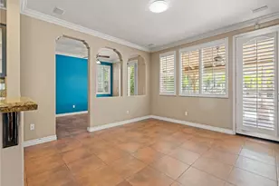 28304 Lorita Ln, Saugus, CA 91350 - Photo 13