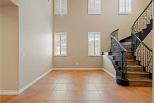 28304 Lorita Ln, Saugus, CA 91350 - Photo 5