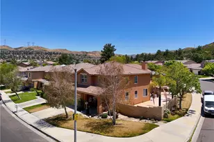 28304 Lorita Ln, Saugus, CA 91350 - Photo 35