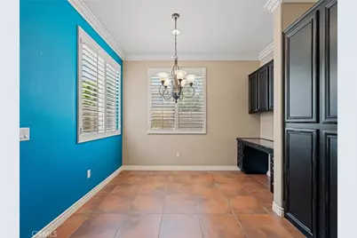 28304 Lorita Lane, Saugus, CA 91350 - Photo 7