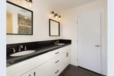 5518 W 117th Street, Hawthorne, CA 90304 - Photo 19