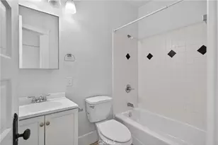 521 Olive Ave, Long Beach, CA 90802 - Photo 19