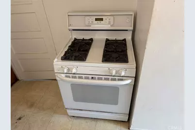 218 N Broadway, Redondo Beach, CA 90277 - Photo 23