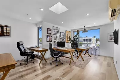 930 Manhattan Beach Boulevard #C, Manhattan Beach, CA 90266 - Photo 9