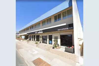 2100 N Sepulveda Boulevard #26, Manhattan Beach, CA 90266 - Photo 1