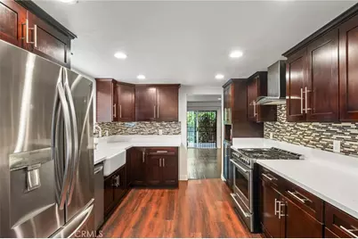 5048 W 121st Street, Hawthorne, CA 90250 - Photo 7