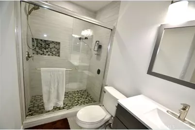 8712 Chessington Drive #255D, Inglewood, CA 90305 - Photo 15