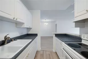 3602 W Estates Ln, Rolling Hills Estates, CA 90274 - Photo 17