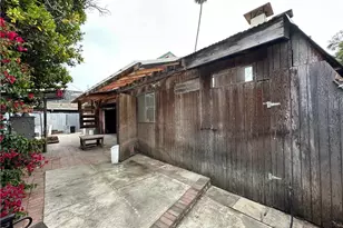 1137 Cabrillo Ave, Venice, CA 90291 - Photo 13