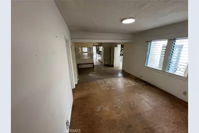 1137 Cabrillo Avenue, Venice, CA 90291 - Photo 7