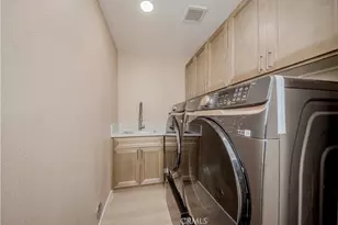 5338 S Chariton Ave, Ladera Heights, CA 90056 - Photo 19