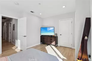 2806 Cudahy St, Huntington Park, CA 90255 - Photo 11