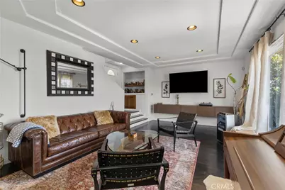 2067 Mayview Drive, Los Angeles, CA 90027 - Photo 5