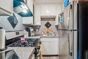 13717 Chadron Ave, Hawthorne, CA 90250 - Photo 17