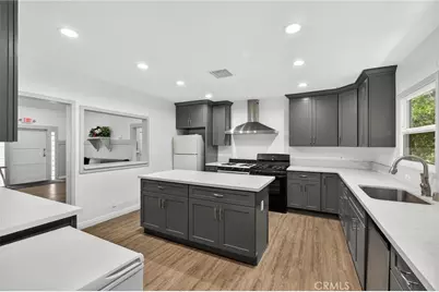3425 W 15th Street, Los Angeles, CA 90019 - Photo 9