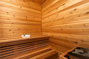 461 NW Chabela Dr, Manhattan Beach, CA 90266 - Photo 35