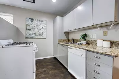 312 N Prospect Avenue, Redondo Beach, CA 90277 - Photo 27