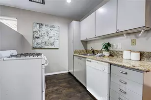 312 N Prospect Ave, Redondo Beach, CA 90277 - Photo 27