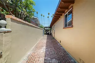 1729 W 51st Pl, Los Angeles, CA 90062 - Photo 35