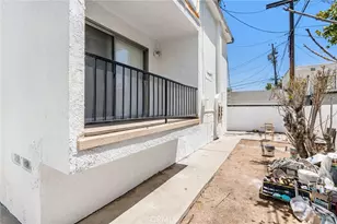 935 W 10th St, San Pedro, CA 90731 - Photo 29