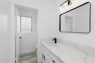 935 W 10th St, San Pedro, CA 90731 - Photo 11