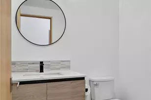 1011 S Prospect Ave, Redondo Beach, CA 90277 - Photo 17