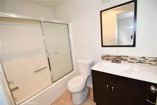 11852 Washington Pl, Los Angeles, CA 90066 - Photo 9