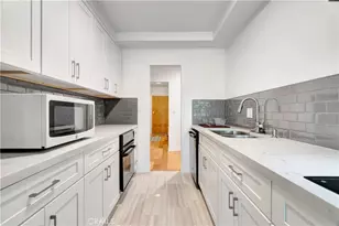 8710 Delgany Ave, Playa del Rey, CA 90293 - Photo 13